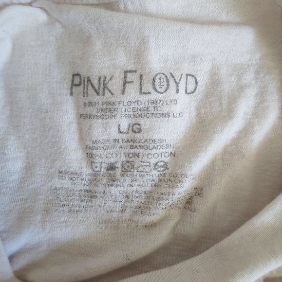 PINK FLOYD- Dark Side of The Moon Tour Shirt *Officially Licensed* - Picture 3 of 3